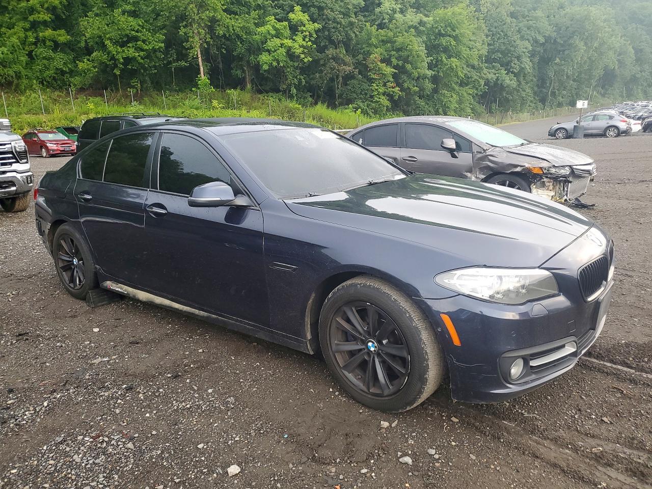 2016 BMW Seria 5 528i - zdjęcie 4