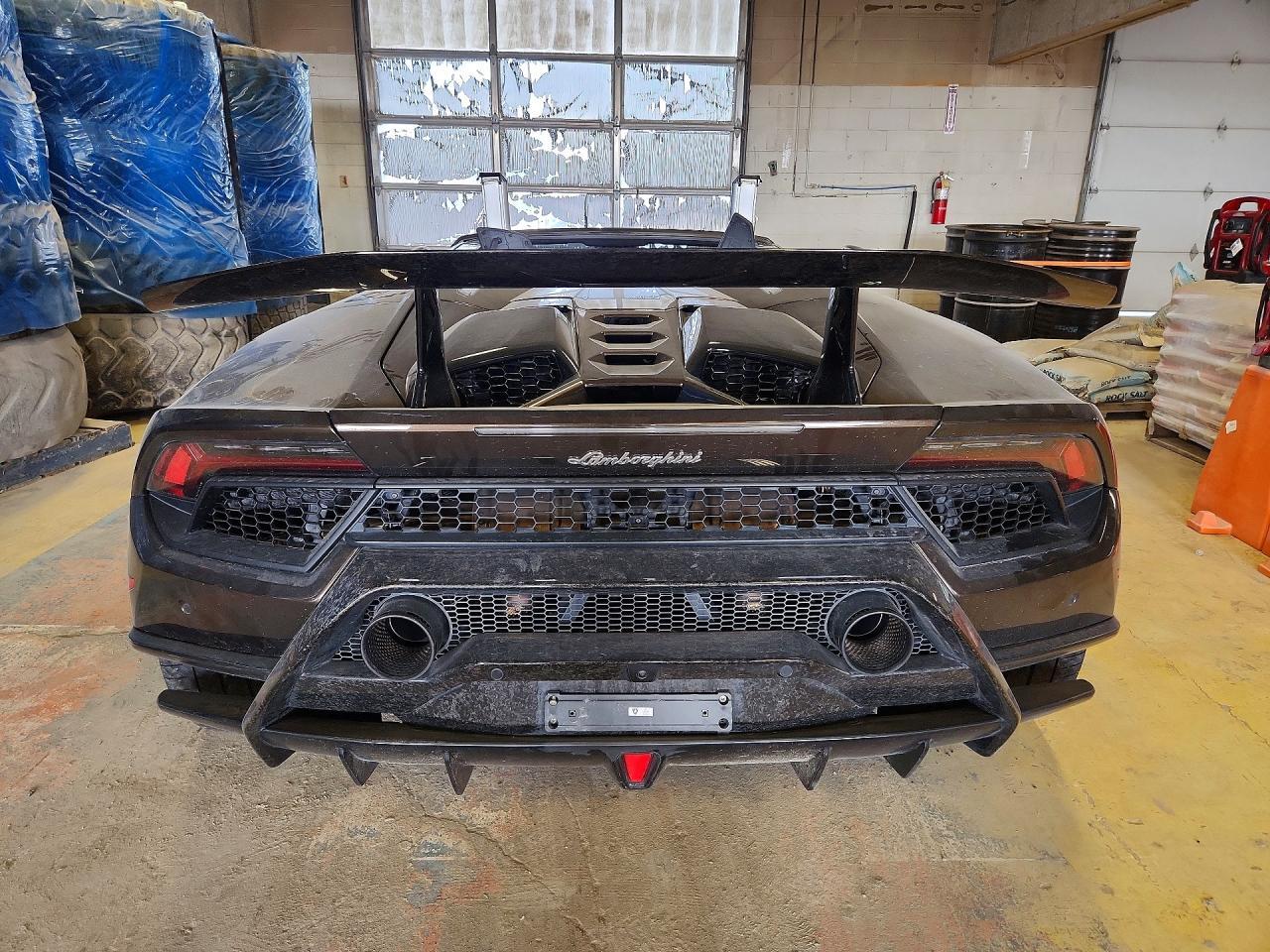 2018 Lamborghini Huracan Performante - zdjęcie 6