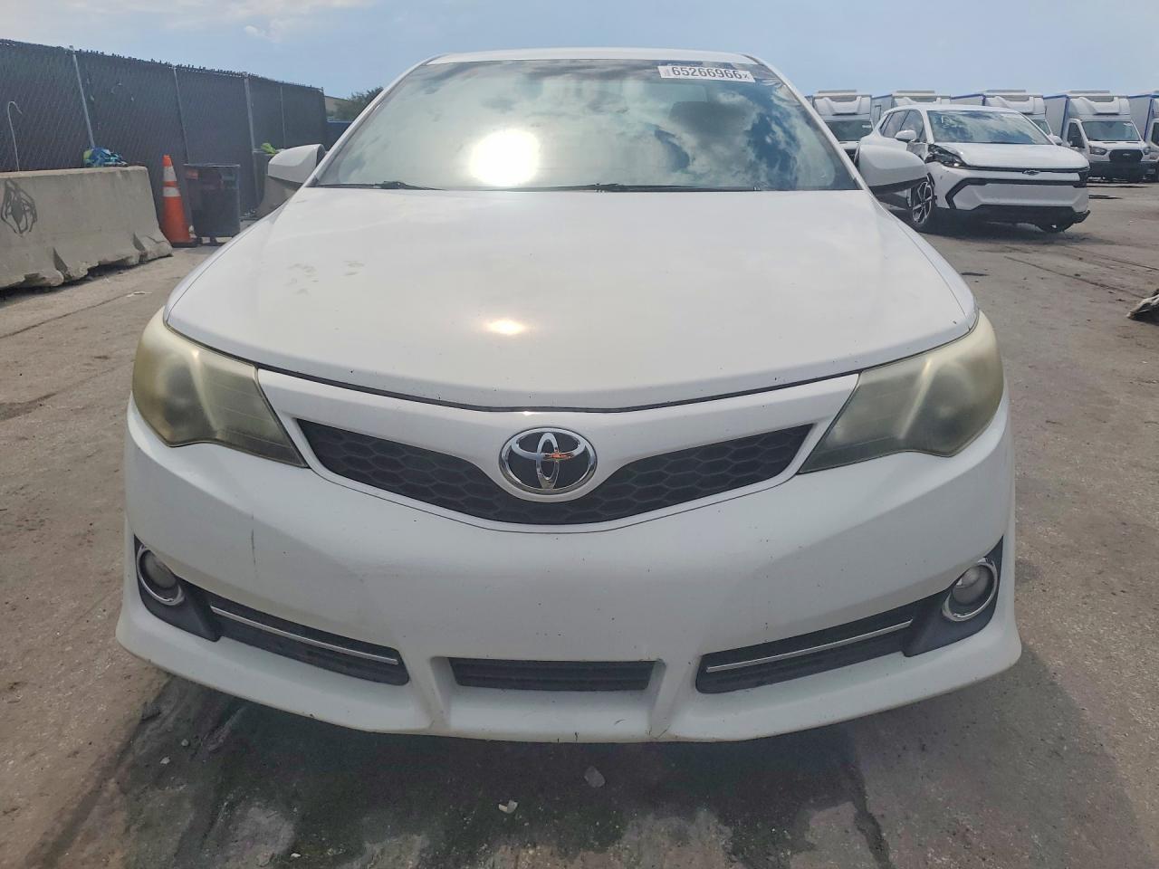 2014 Toyota Camry Se - zdjęcie 5