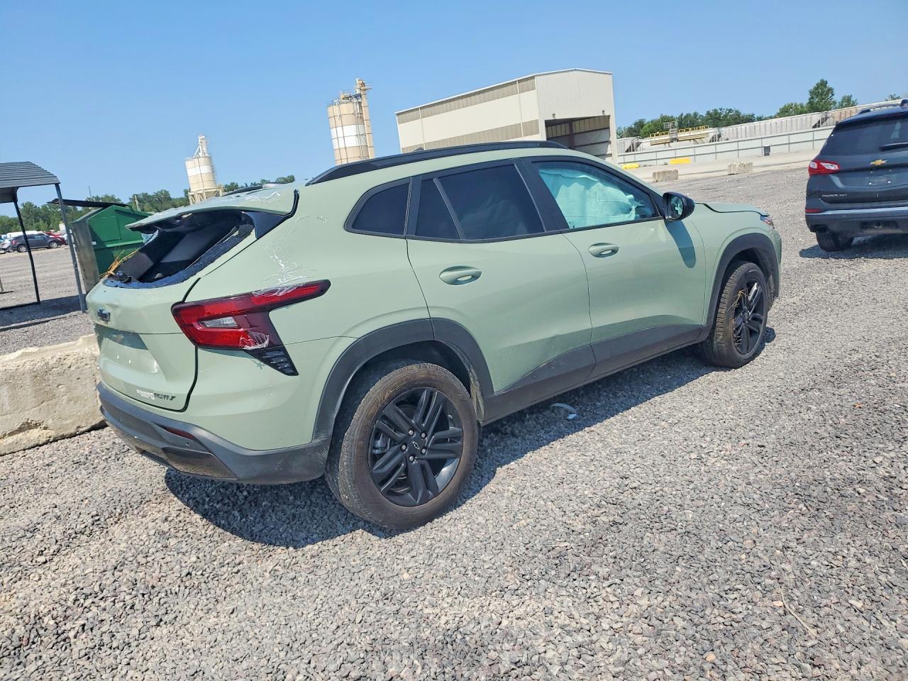 2025 Chevrolet Trax Activ - zdjęcie 3