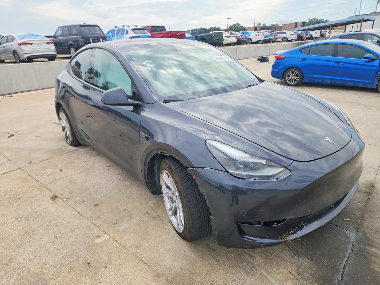 2024 Tesla Model Y - zdjęcie 4
