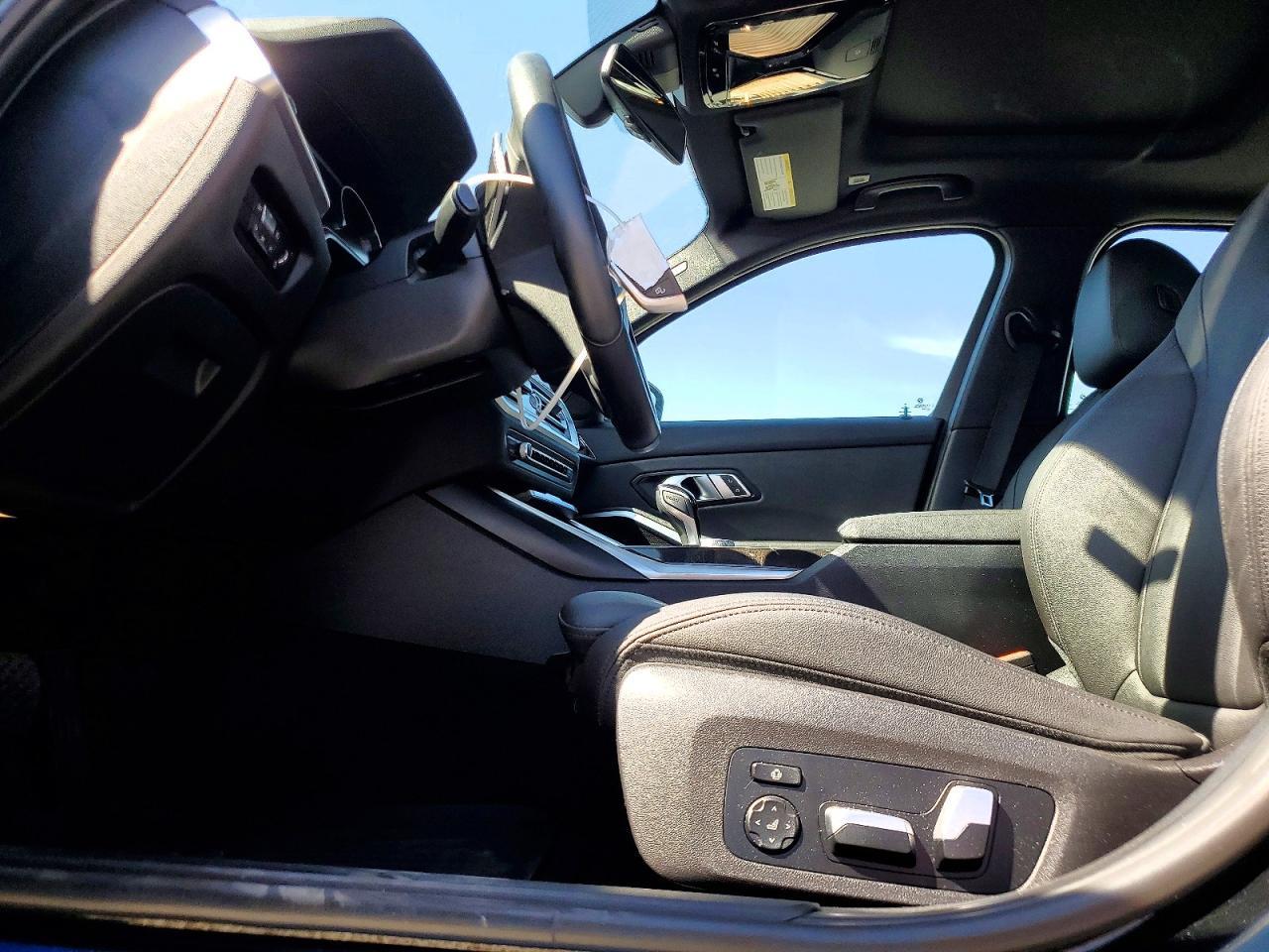 2020 BMW 330I - zdjęcie 7