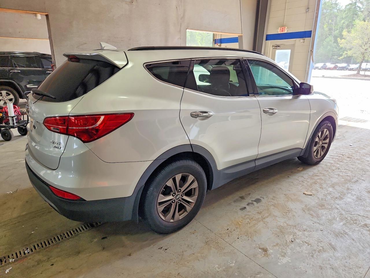 2014 Hyundai Santa Fe Sport 2.4L - zdjęcie 3