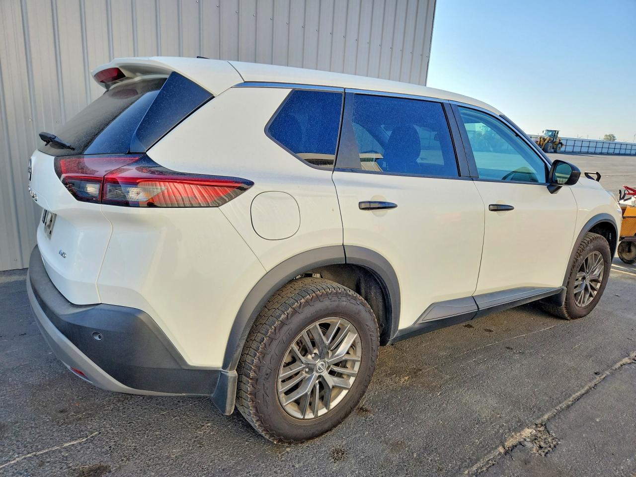2023 Nissan Rogue S - zdjęcie 3