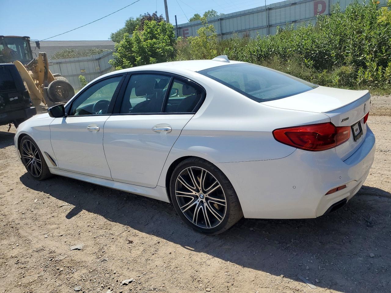 2018 BMW Seria 5 M550i - zdjęcie 2