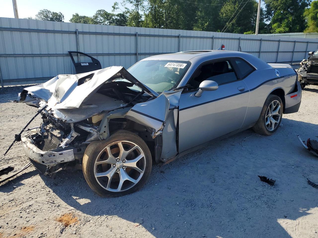 2016 Dodge Challenger Sxt - zdjęcie główne