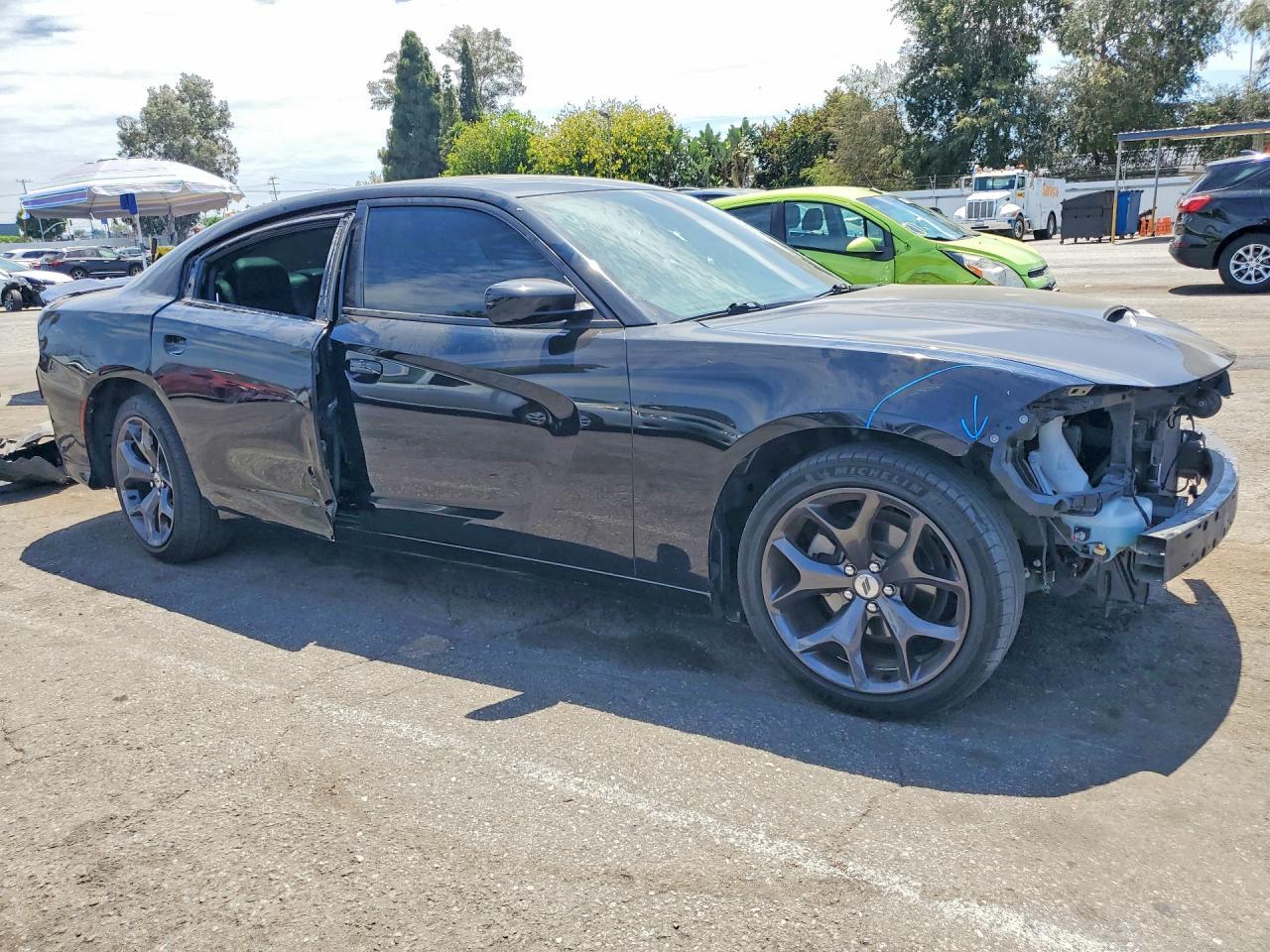 2021 Dodge Charger Sxt - zdjęcie 4