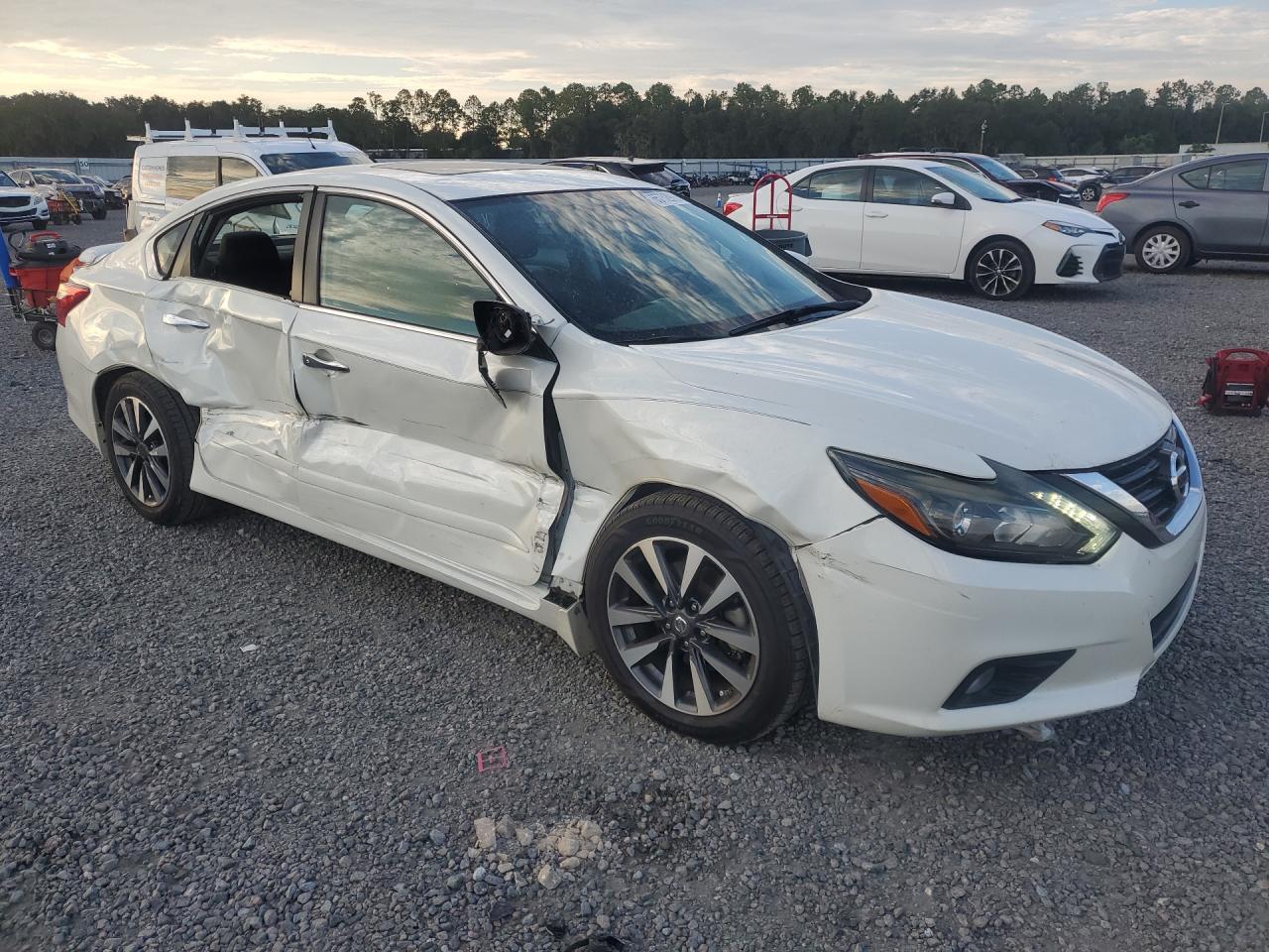 2017 Nissan Altima 2.5 Sl - zdjęcie 4