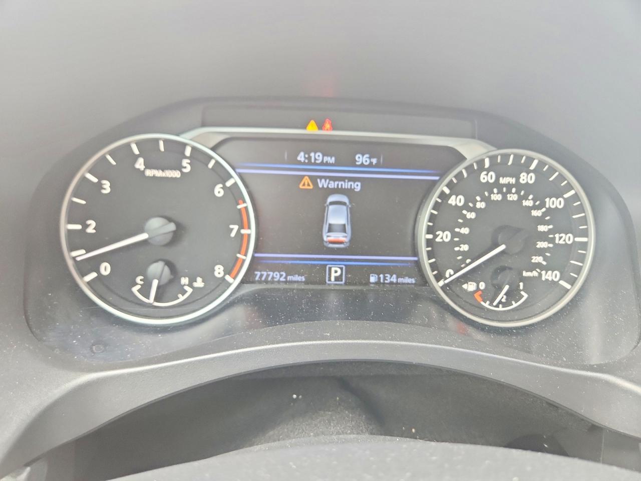 2021 Nissan Altima Sr - zdjęcie 9