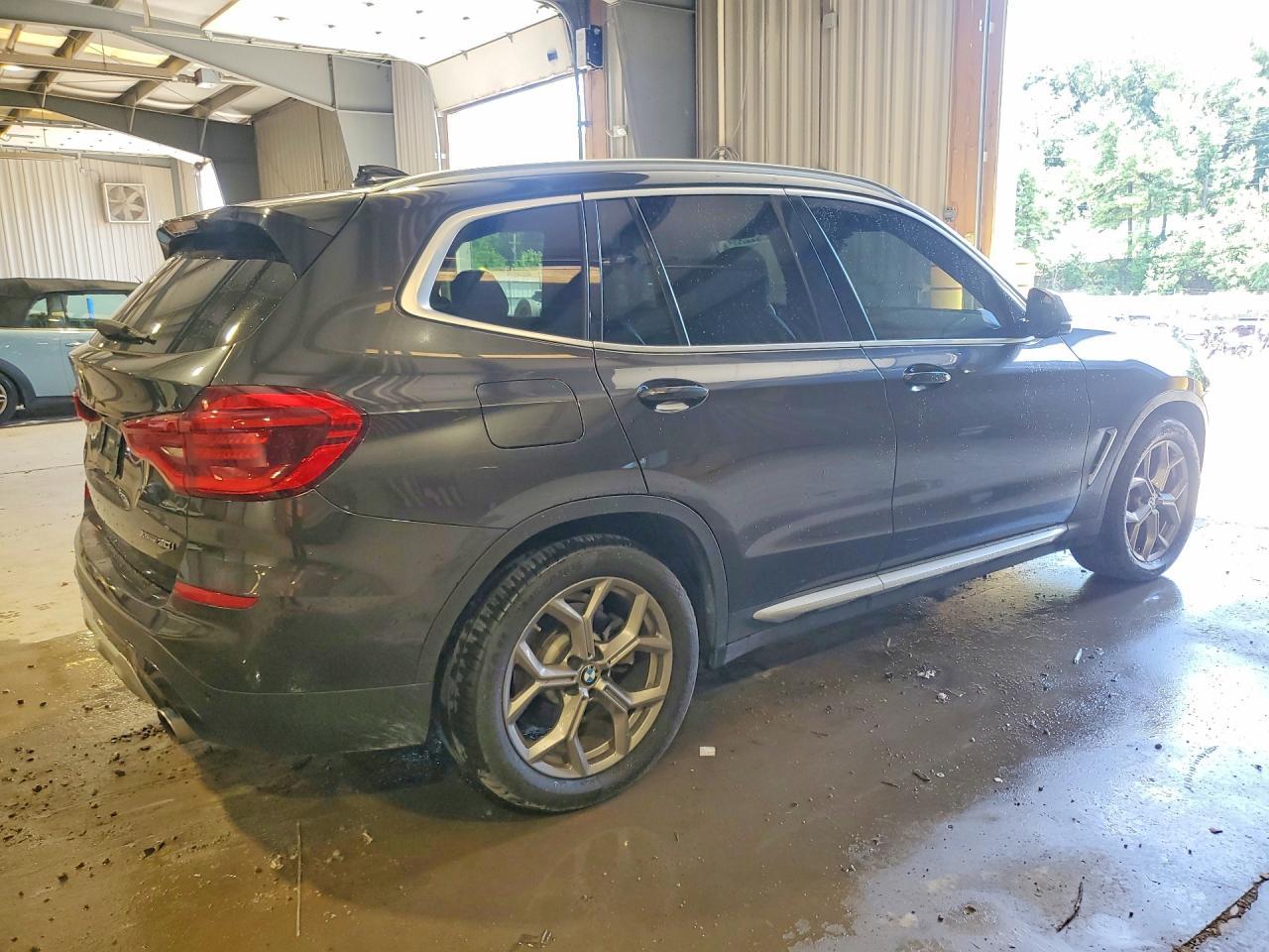 2020 BMW X3 xDrive30I - zdjęcie 3