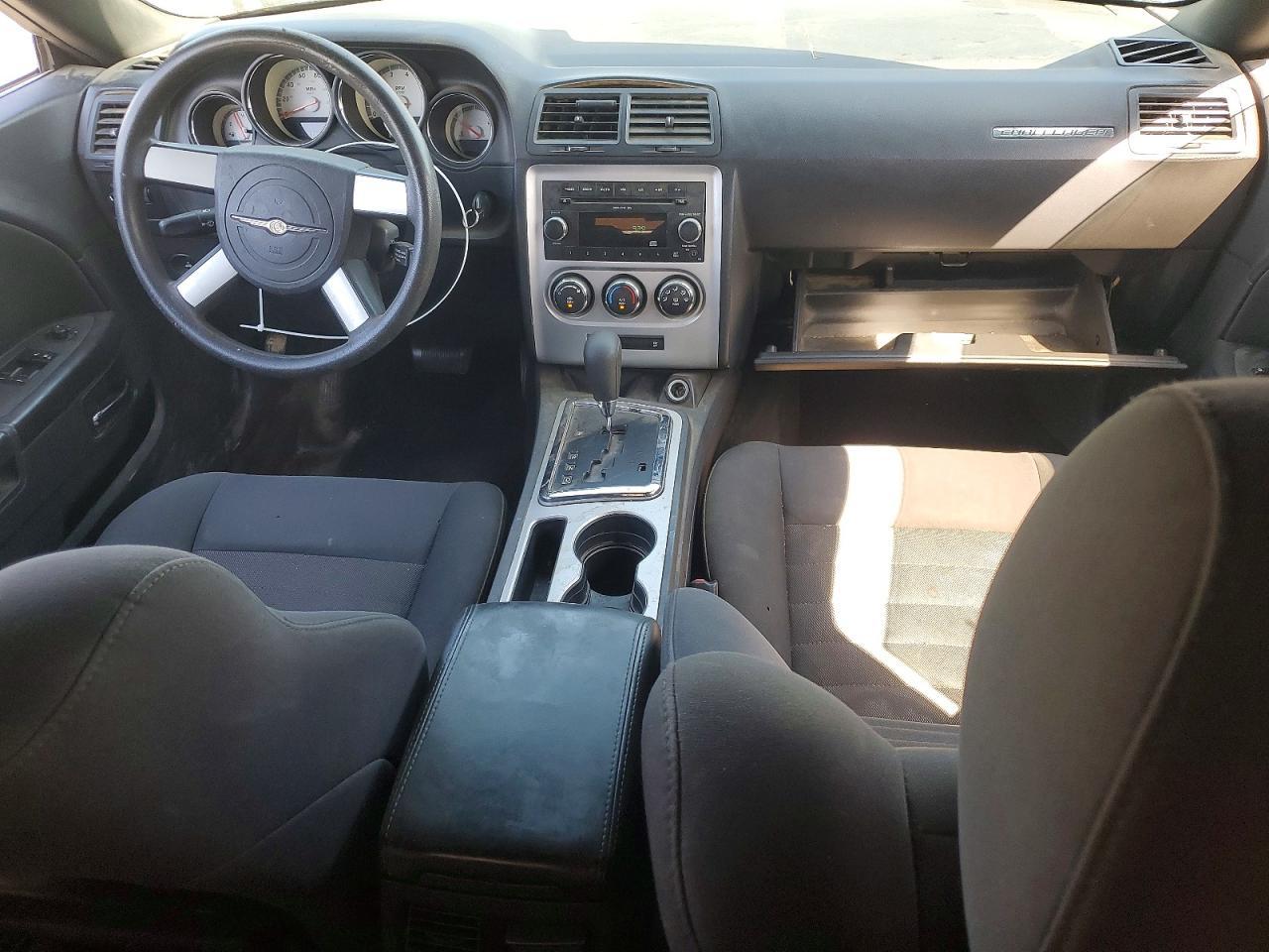 2016 Dodge Challenger Se - zdjęcie 8