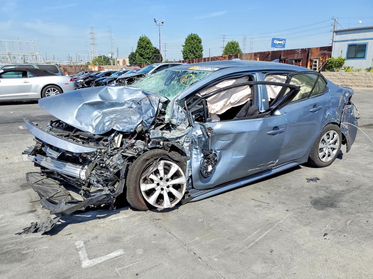 2022 Toyota Corolla Le - zdjęcie główne