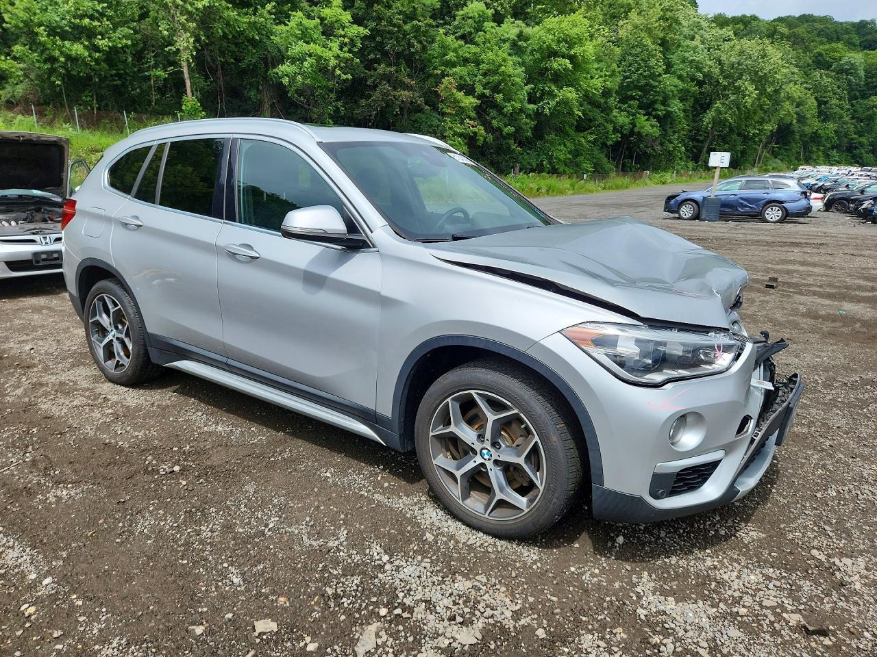 2019 BMW X1 xDrive28I - zdjęcie 4