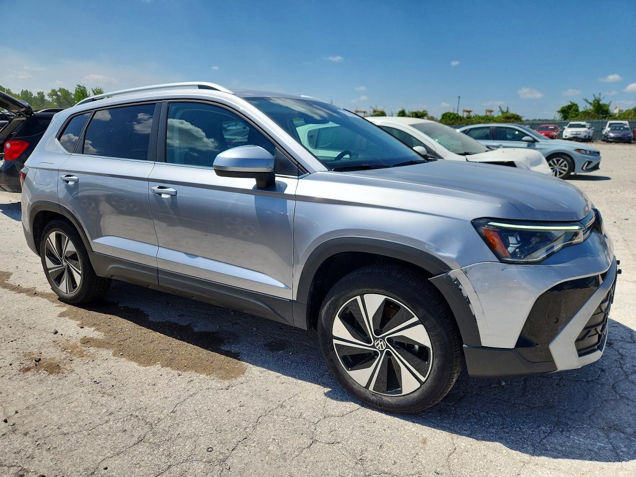 2026 Volkswagen Taos Se - zdjęcie 4