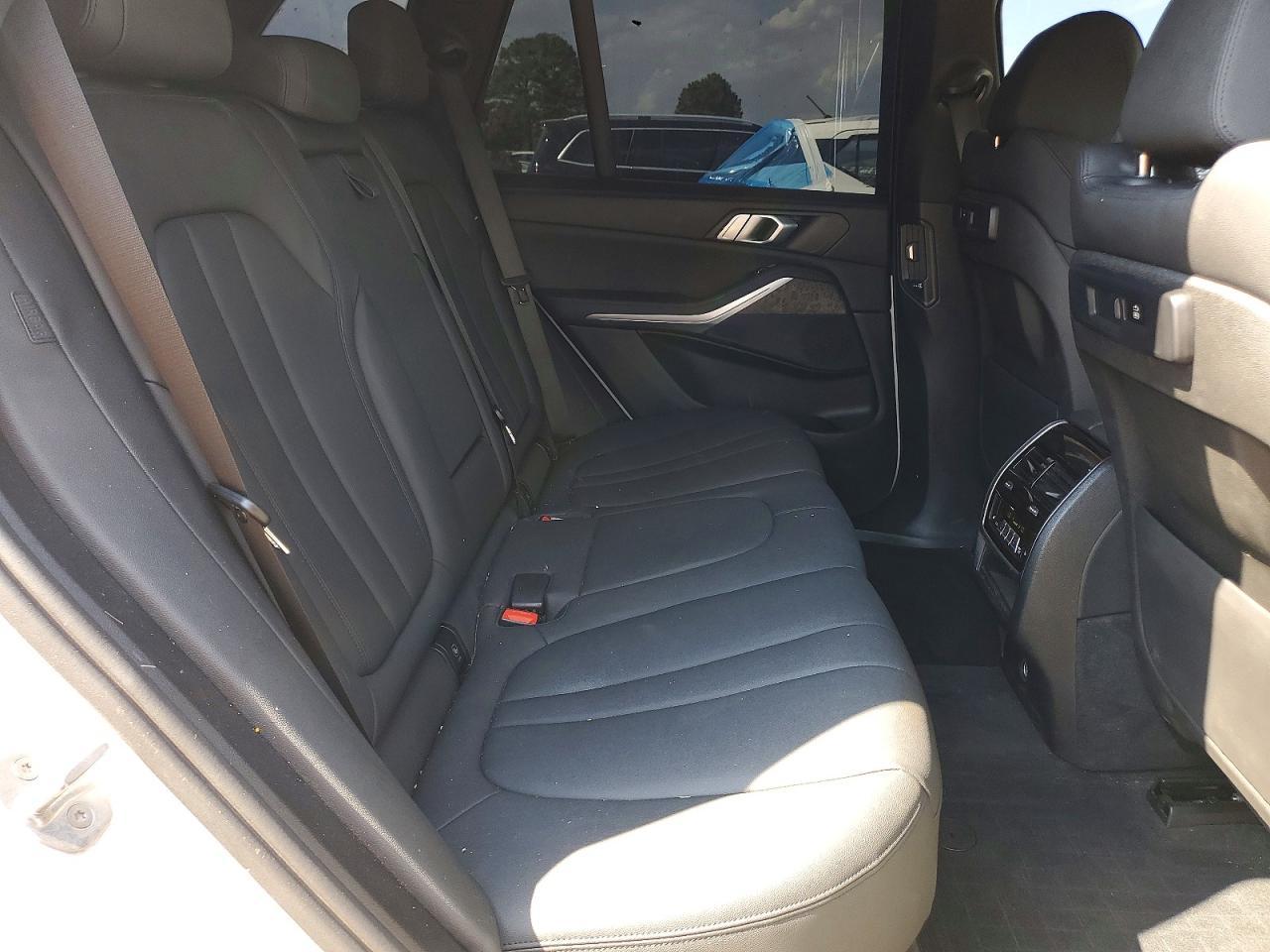 2020 BMW X5 xDrive40I - zdjęcie 10