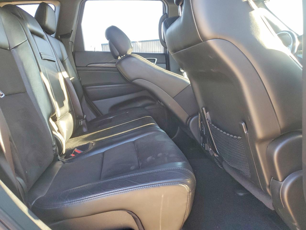 2020 Jeep Grand Cherokee Laredo - zdjęcie 10