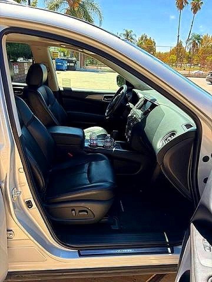 2018 Nissan Pathfinder Sl - zdjęcie 5