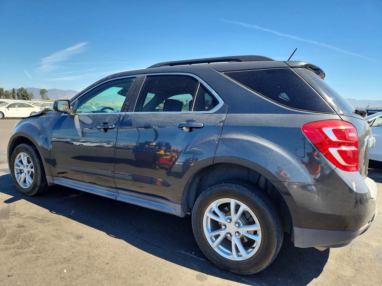 2017 Chevrolet Equinox Lt - zdjęcie 2