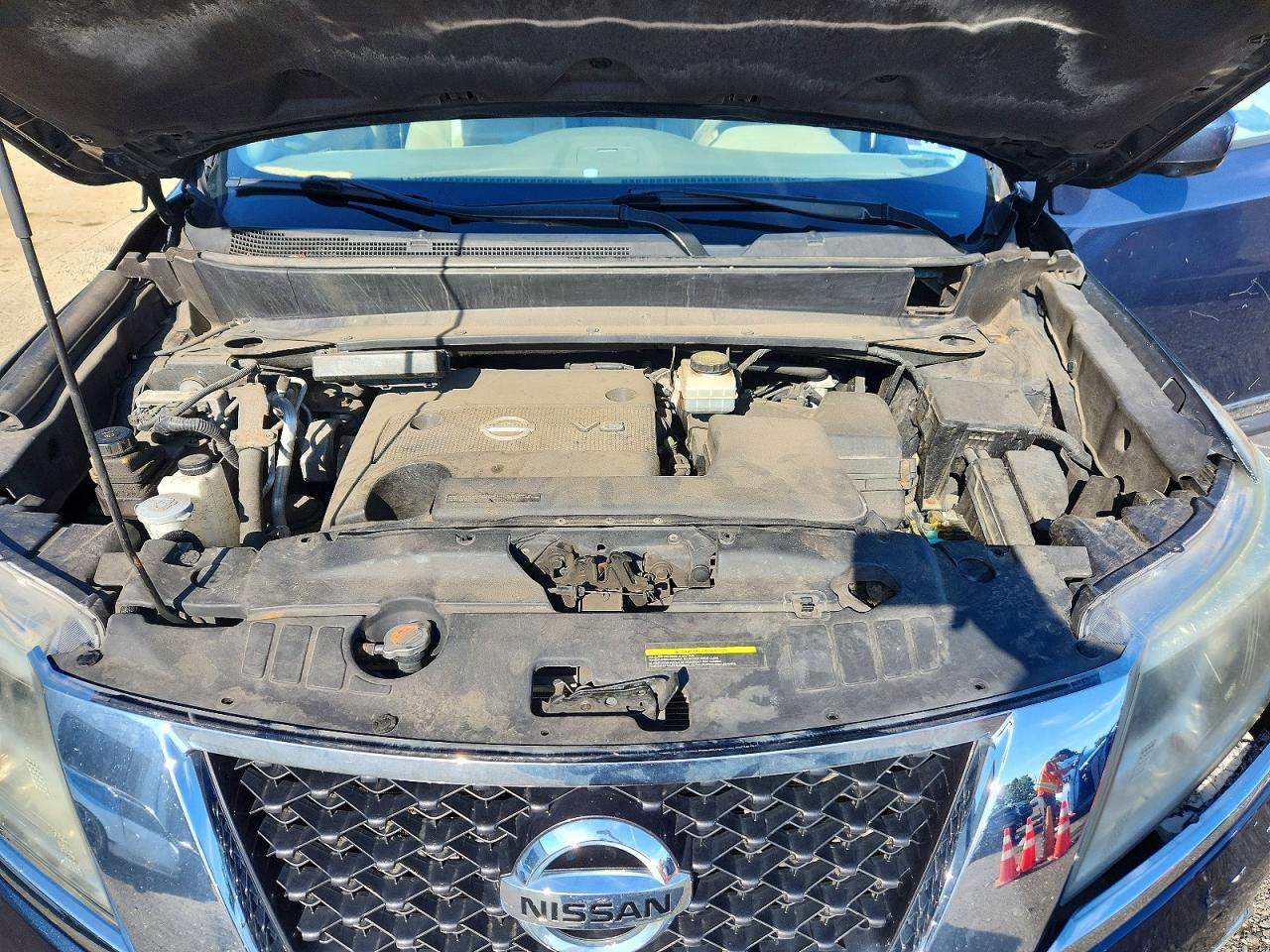2014 Nissan Pathfinder Platinum - zdjęcie 12