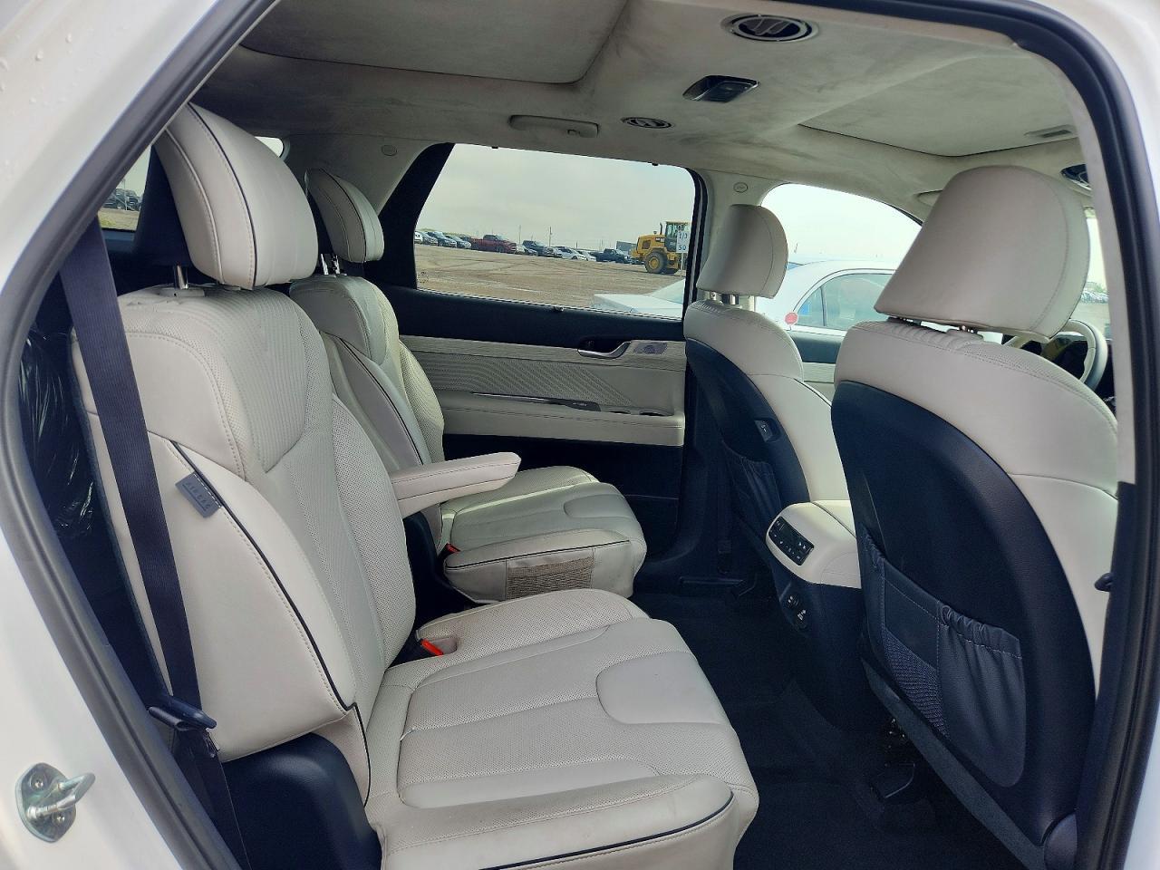 2024 Hyundai Palisade Limited - zdjęcie 11