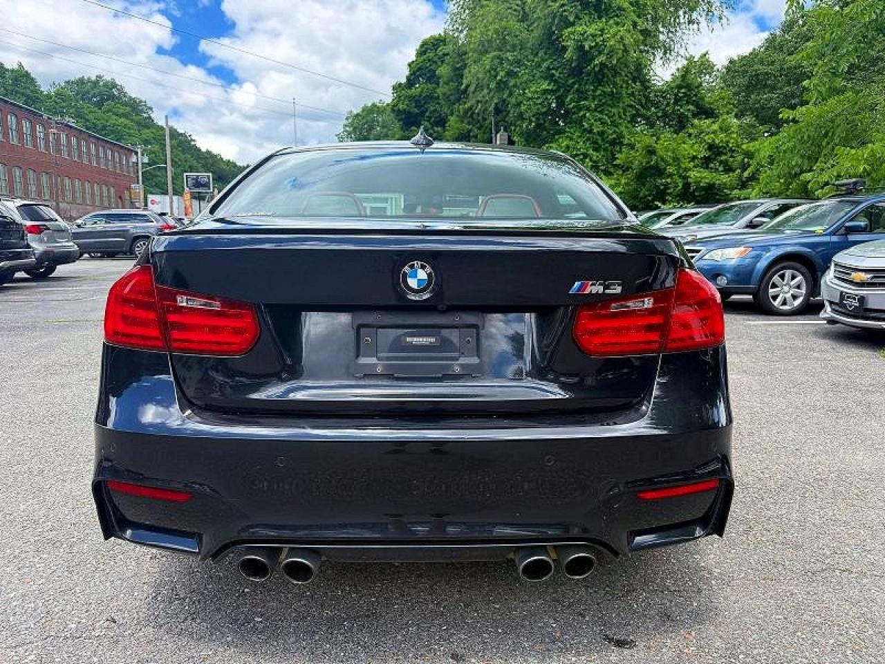 2015 BMW M3 - zdjęcie 11