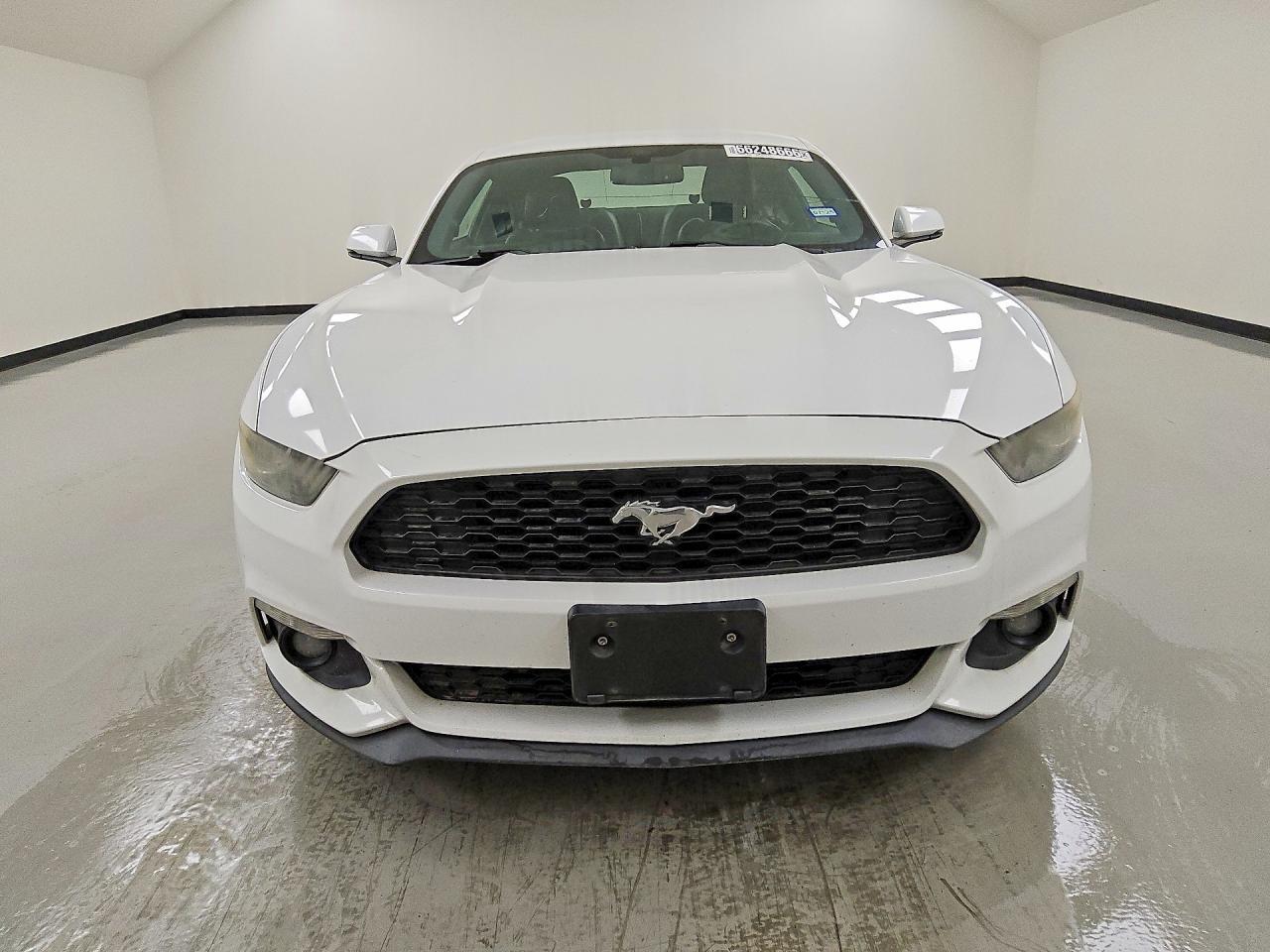 2017 Ford Mustang - zdjęcie 5