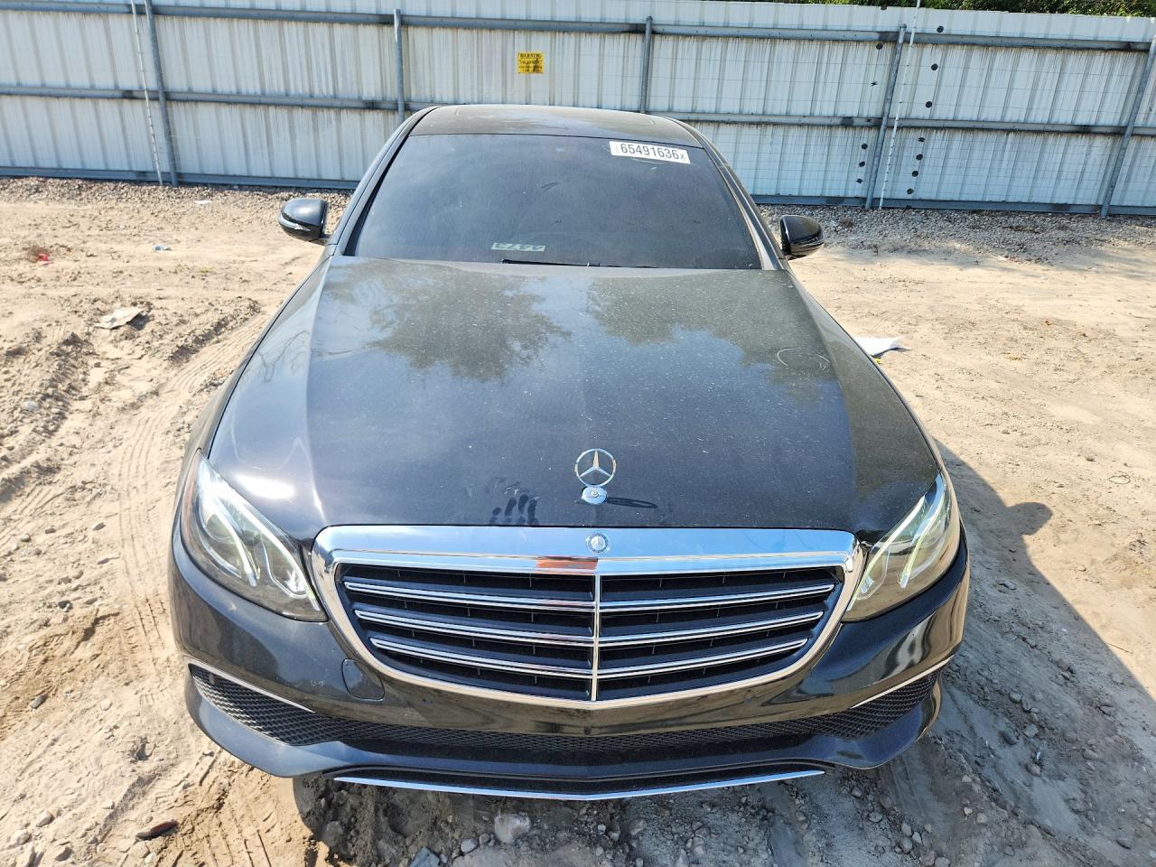 2017 Mercedes-Benz E 300 - zdjęcie 5
