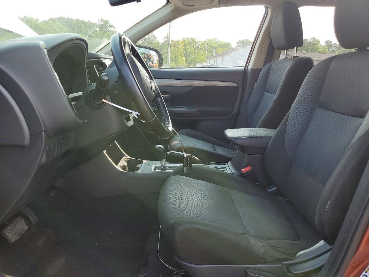 2014 Mitsubishi Outlander Se - zdjęcie 7