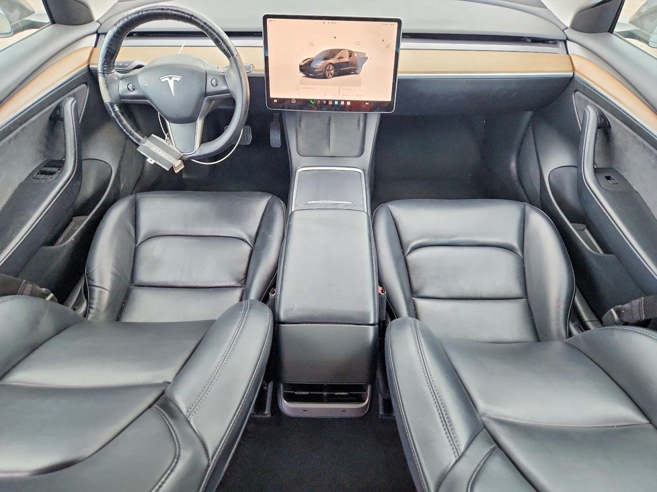 2023 Tesla Model 3 - zdjęcie 8