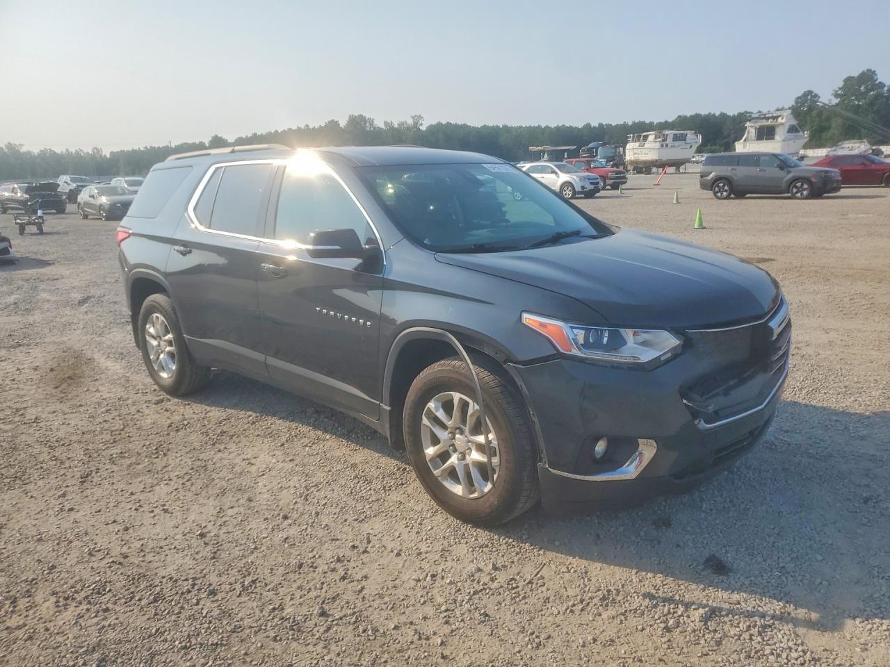 2020 Chevrolet Traverse Lt - zdjęcie 4