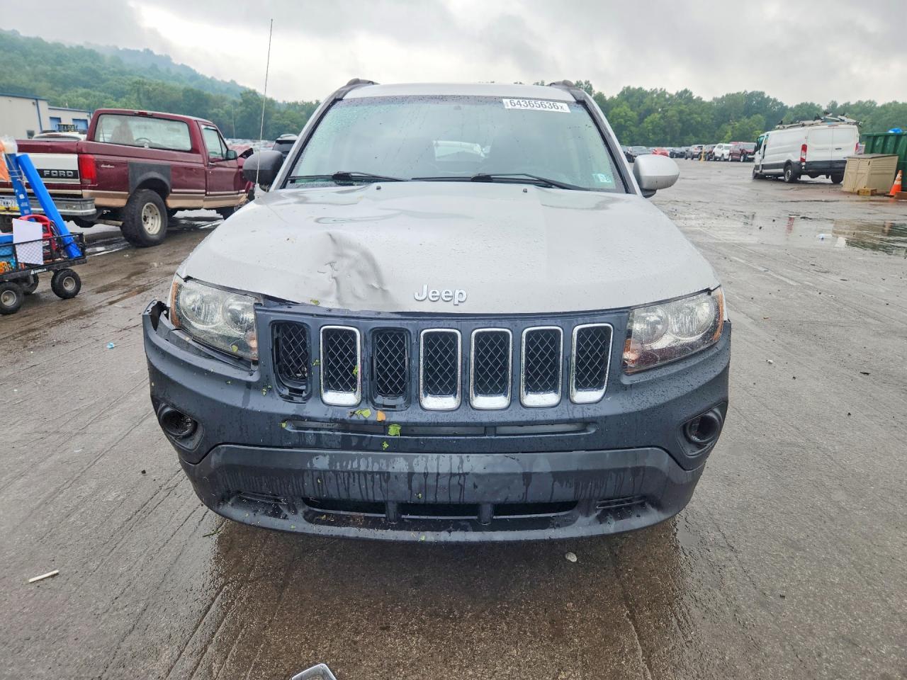 2014 Jeep Compass Latitude - zdjęcie 5
