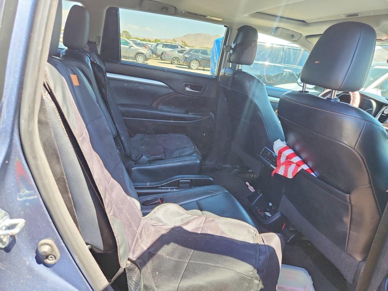 2016 Toyota Highlander Xle - zdjęcie 11
