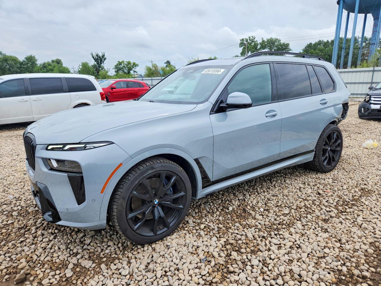 2025 BMW X7