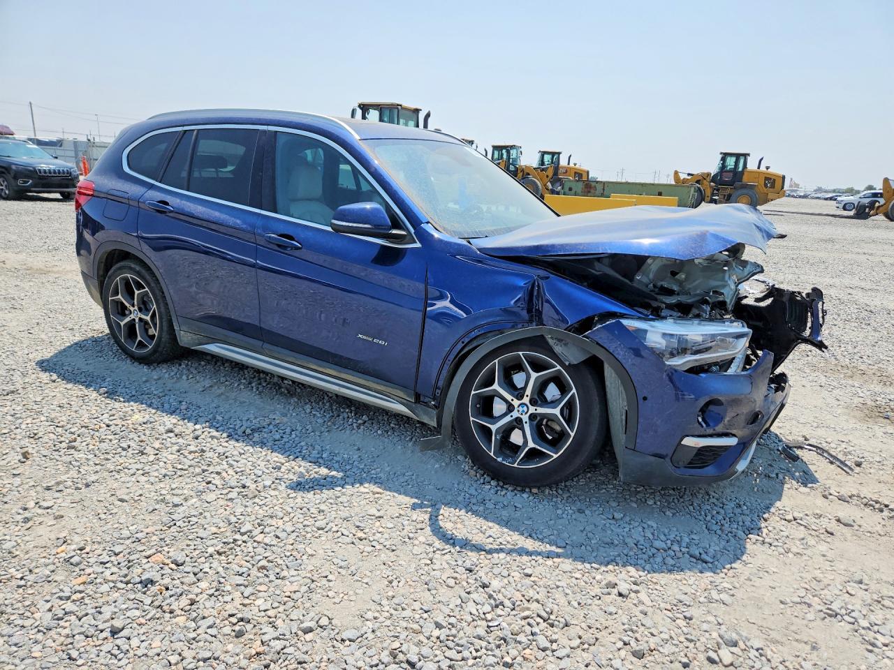 2017 BMW X1 xDrive28I - zdjęcie 4