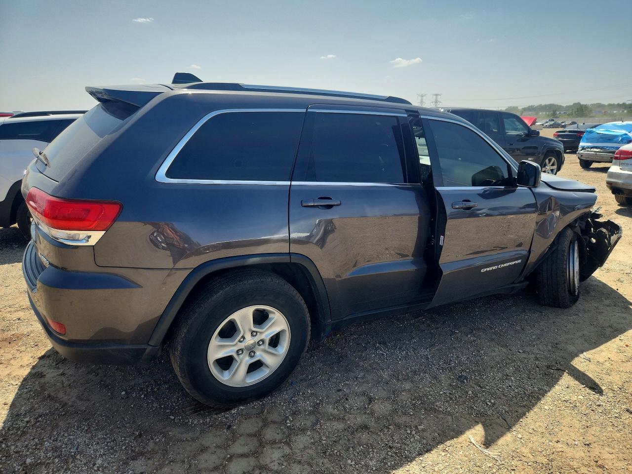 2016 Jeep Grand Cherokee Laredo - zdjęcie 3