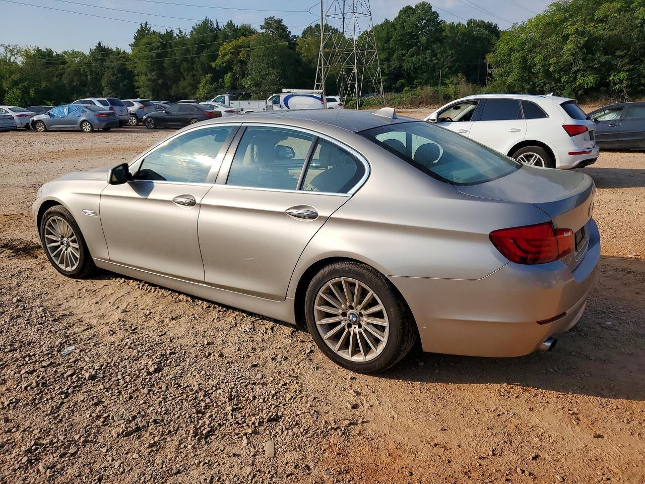 2013 BMW 535 I - zdjęcie 2
