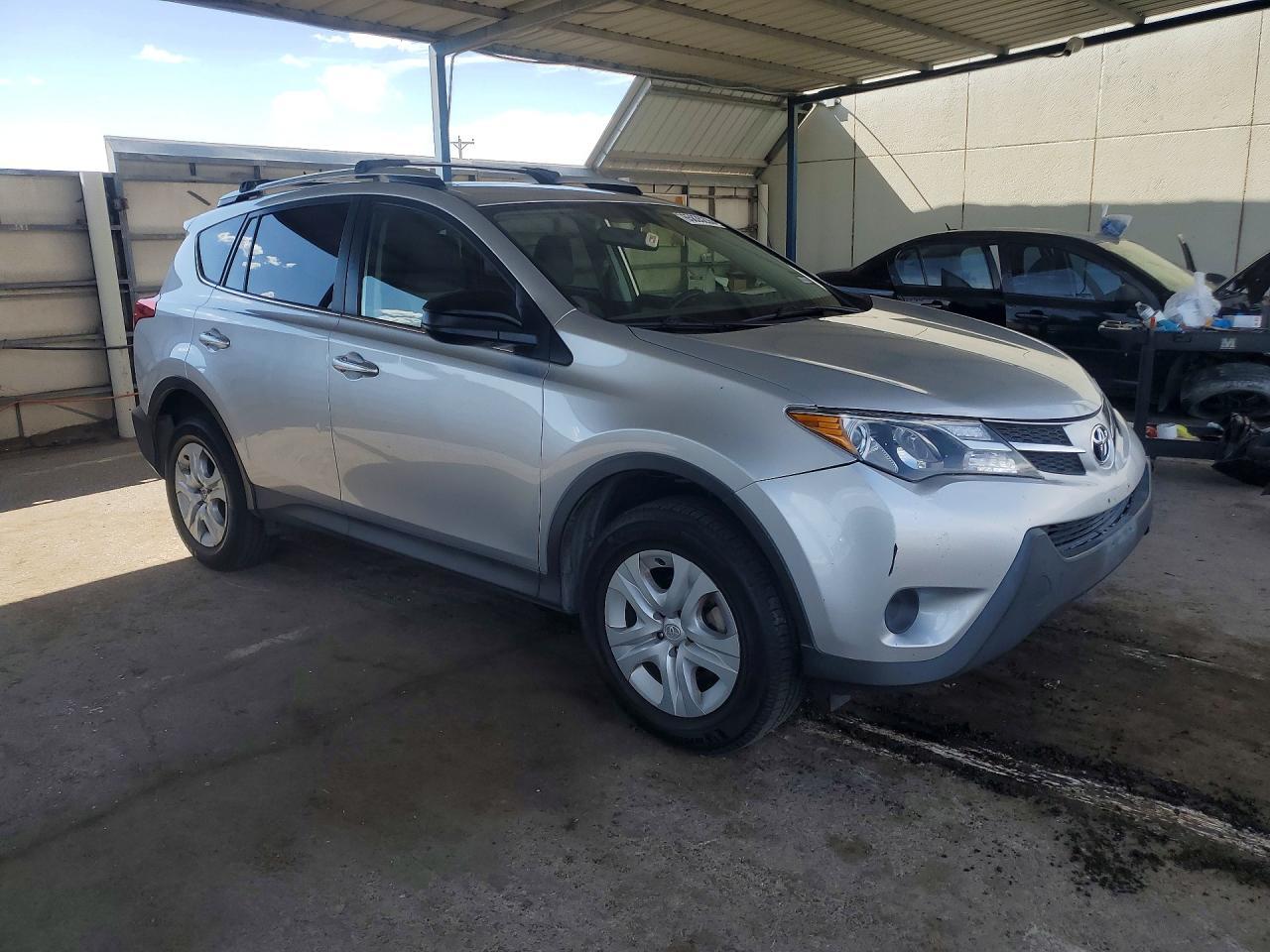 2015 Toyota Rav4 Le - zdjęcie 4