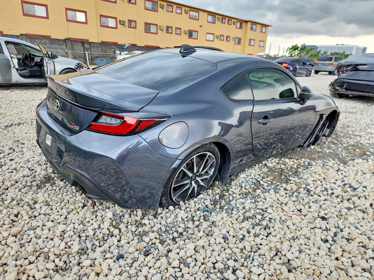 2024 Toyota Gr86 Base - zdjęcie 3