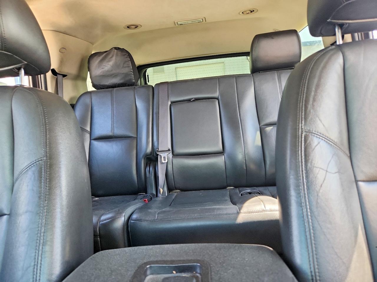 2013 Chevrolet Tahoe C1500 Lt - zdjęcie 10