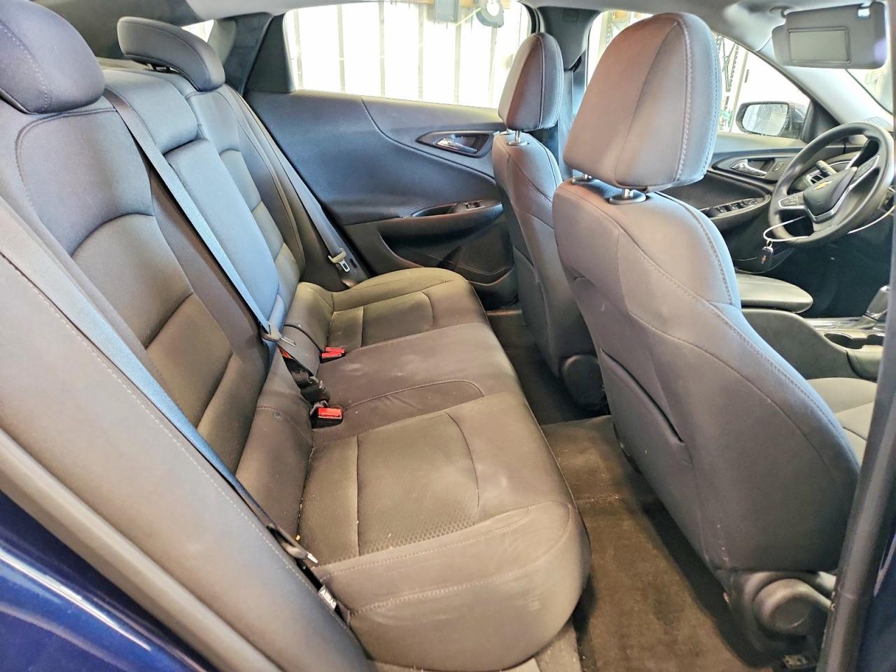 2017 Chevrolet Malibu Lt - zdjęcie 10