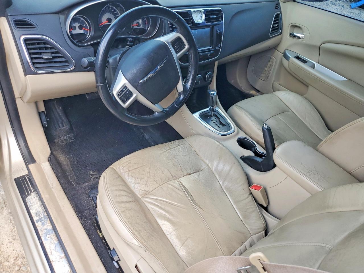 2013 Chrysler 200 Limited - zdjęcie 8