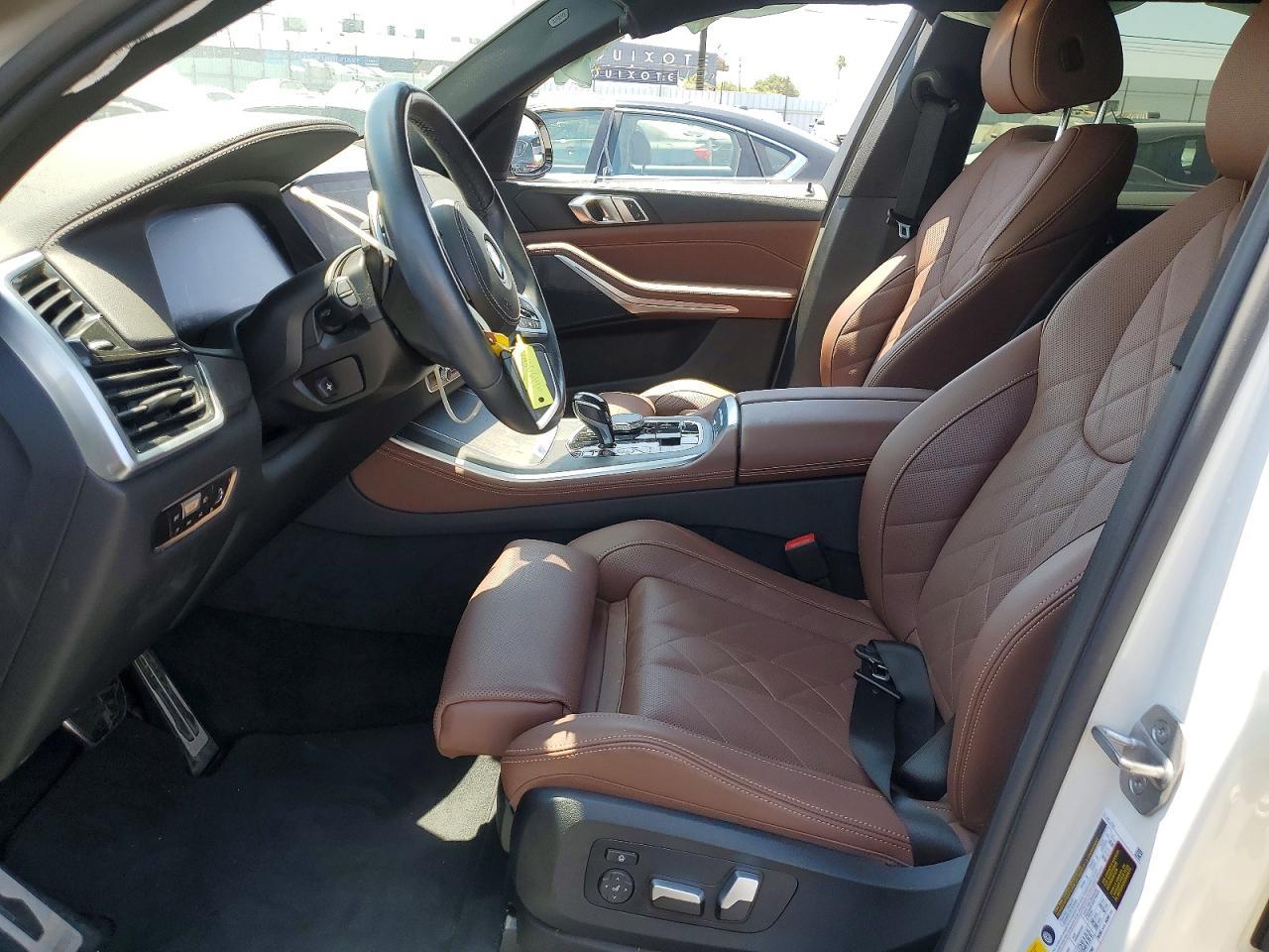 2023 BMW X5 xDrive45E - zdjęcie 7