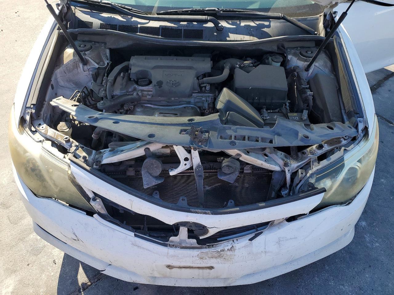 2014 Toyota Camry Se - zdjęcie 11