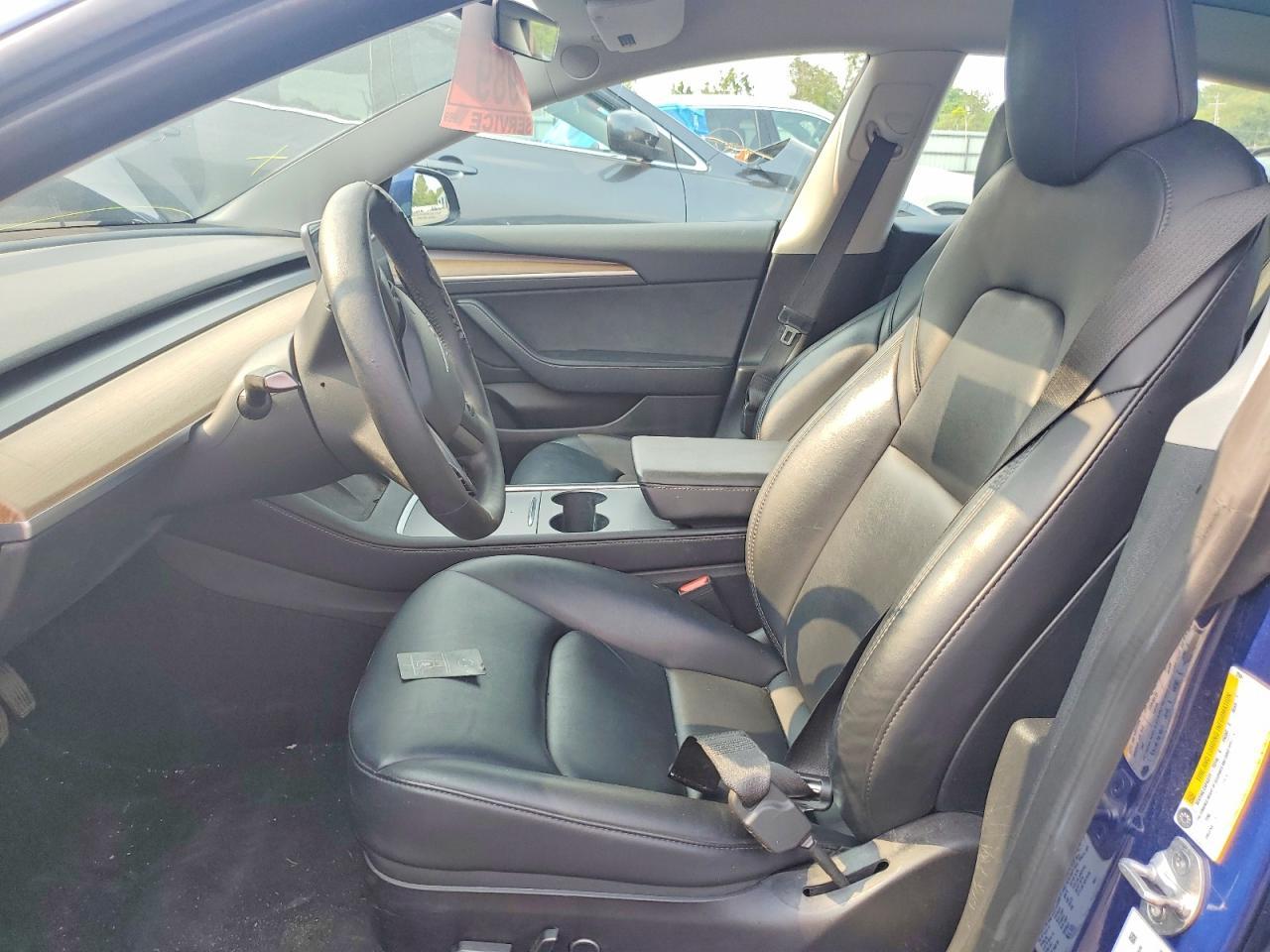 2022 Tesla Model 3 - zdjęcie 7