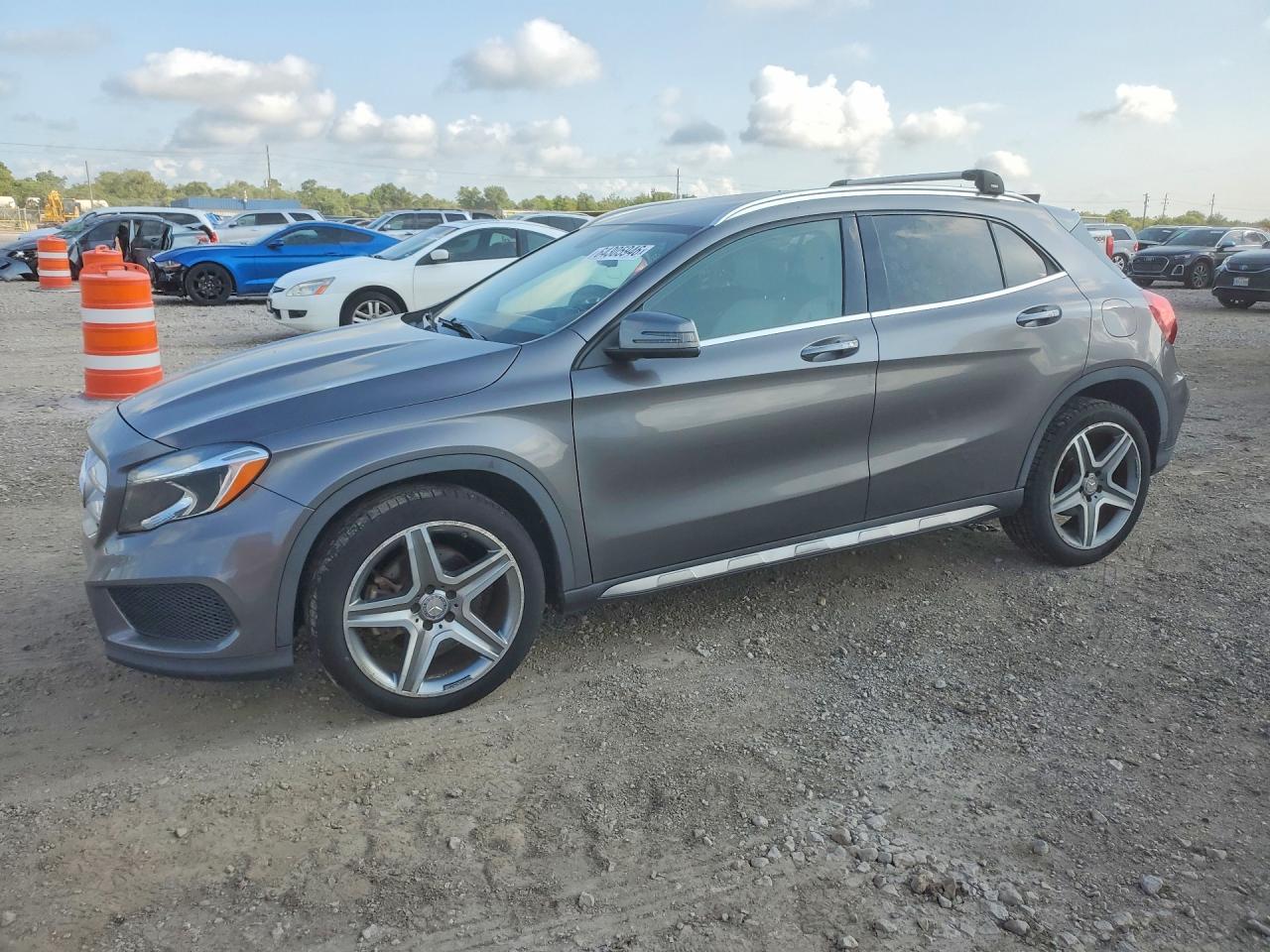 2015 Mercedes-Benz Gla 250 4Matic - zdjęcie główne
