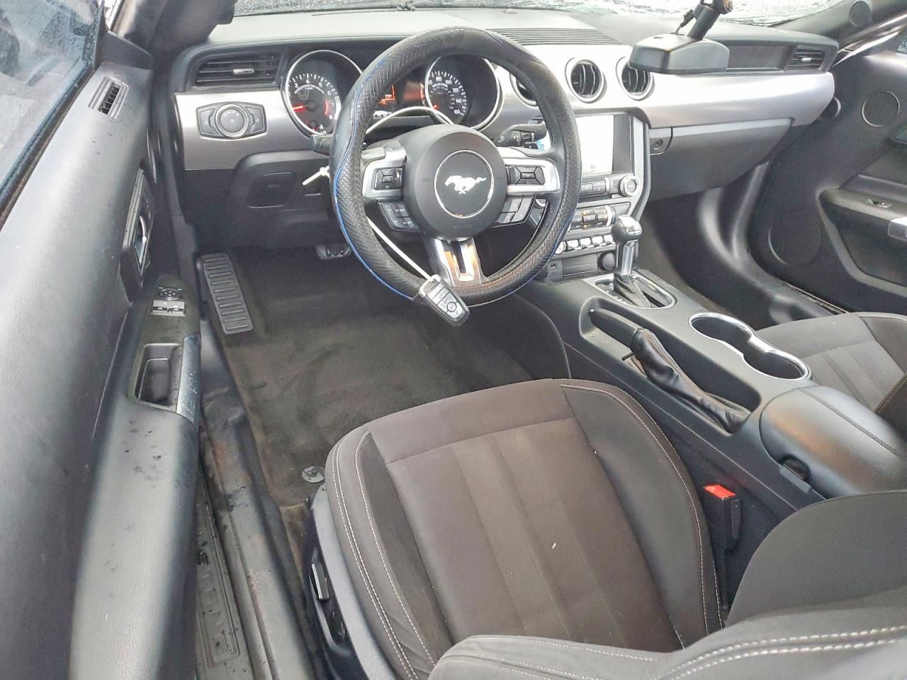 2018 Ford Mustang - zdjęcie 8