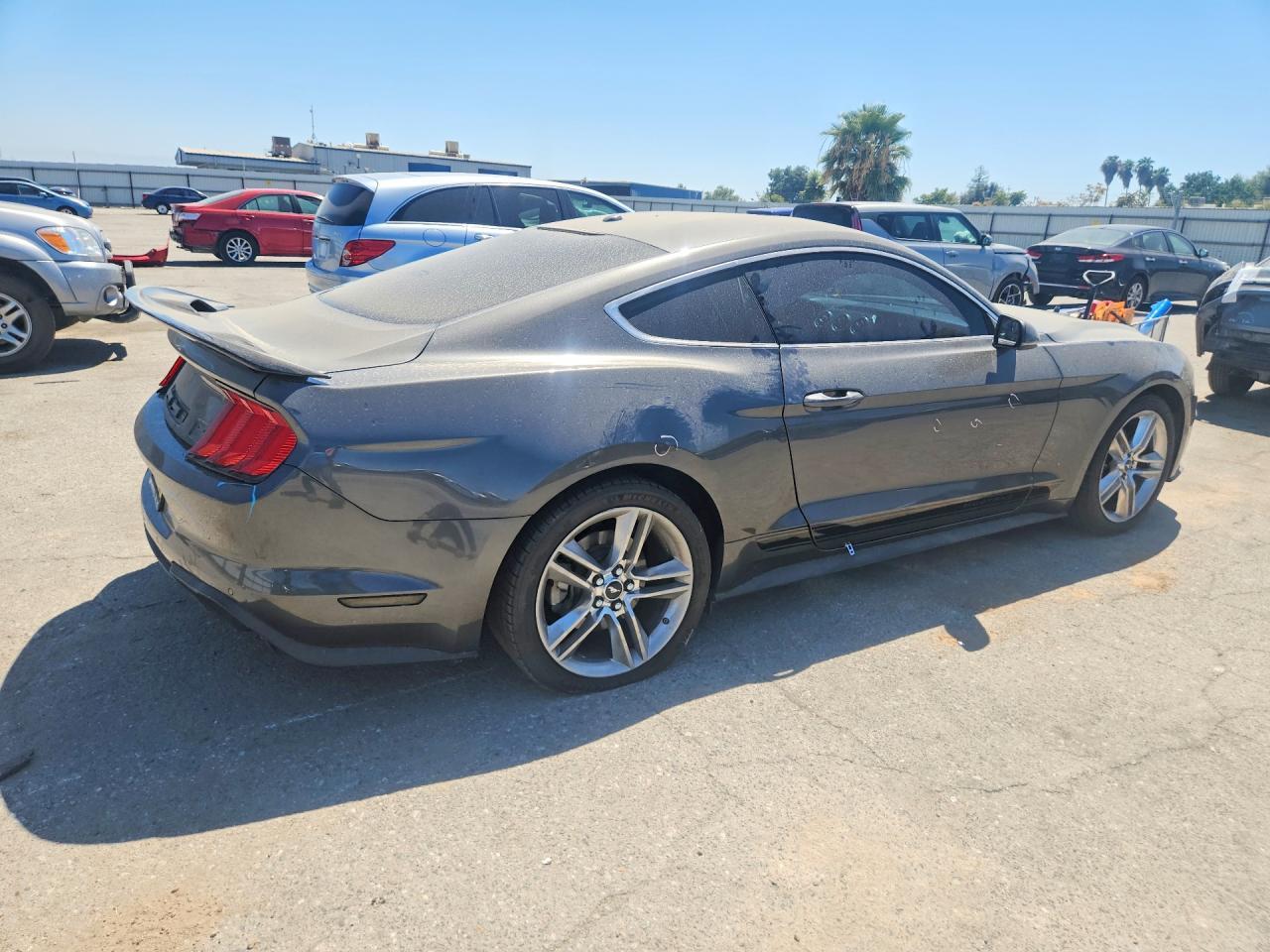 2018 Ford Mustang - zdjęcie 3