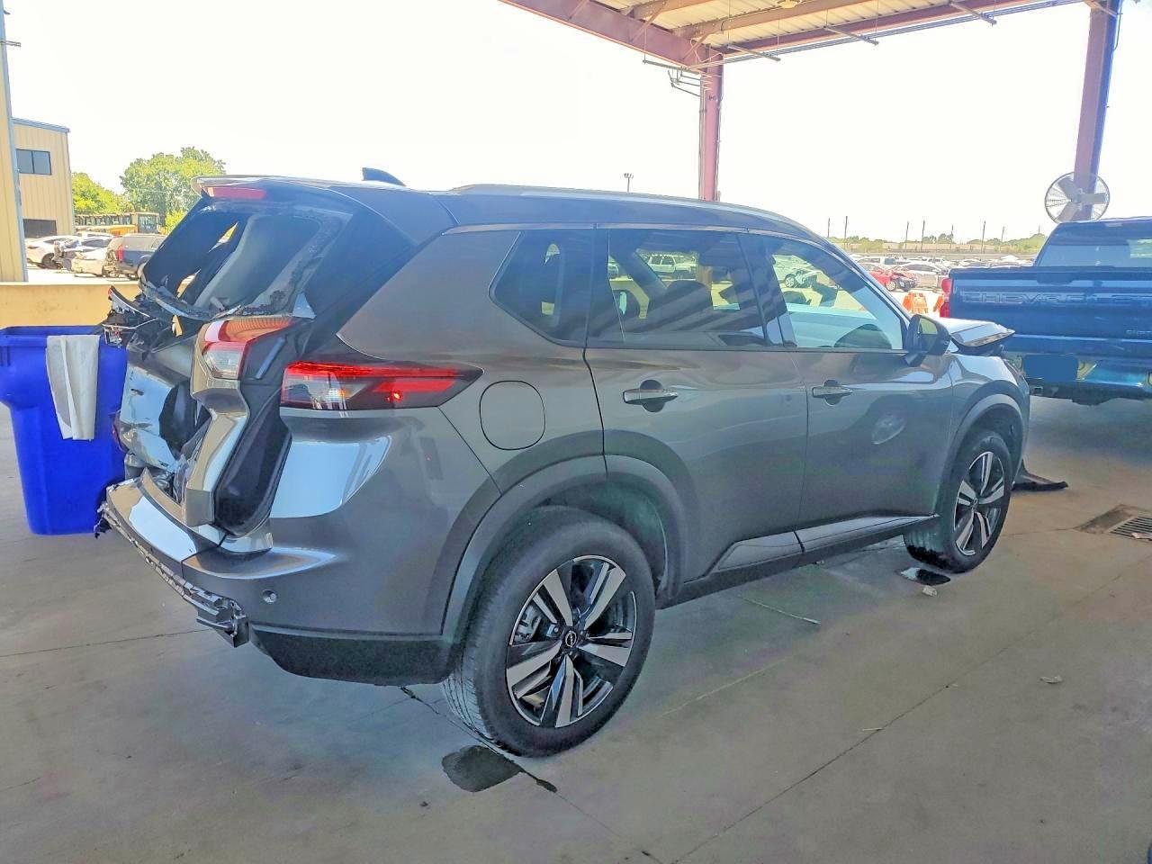 2026 Nissan Rogue Sl - zdjęcie 3
