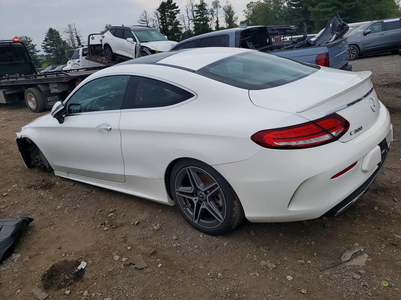 2019 Mercedes-Benz C 300 4Matic - zdjęcie 2