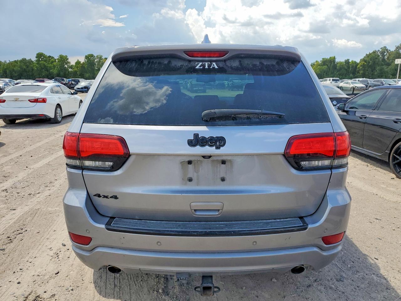 2015 Jeep Grand Cherokee Laredo - zdjęcie 6
